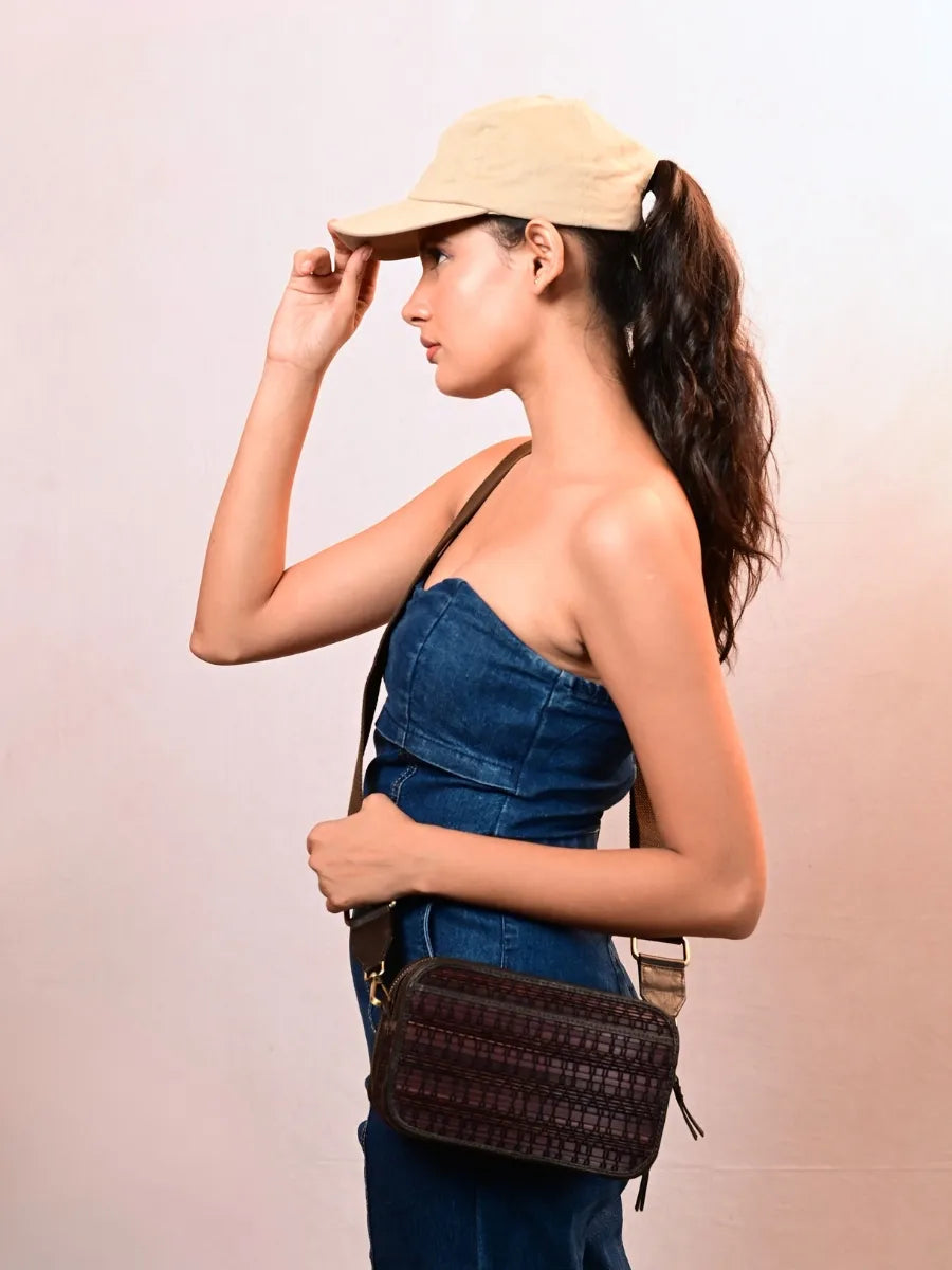 Nami Crossbody
