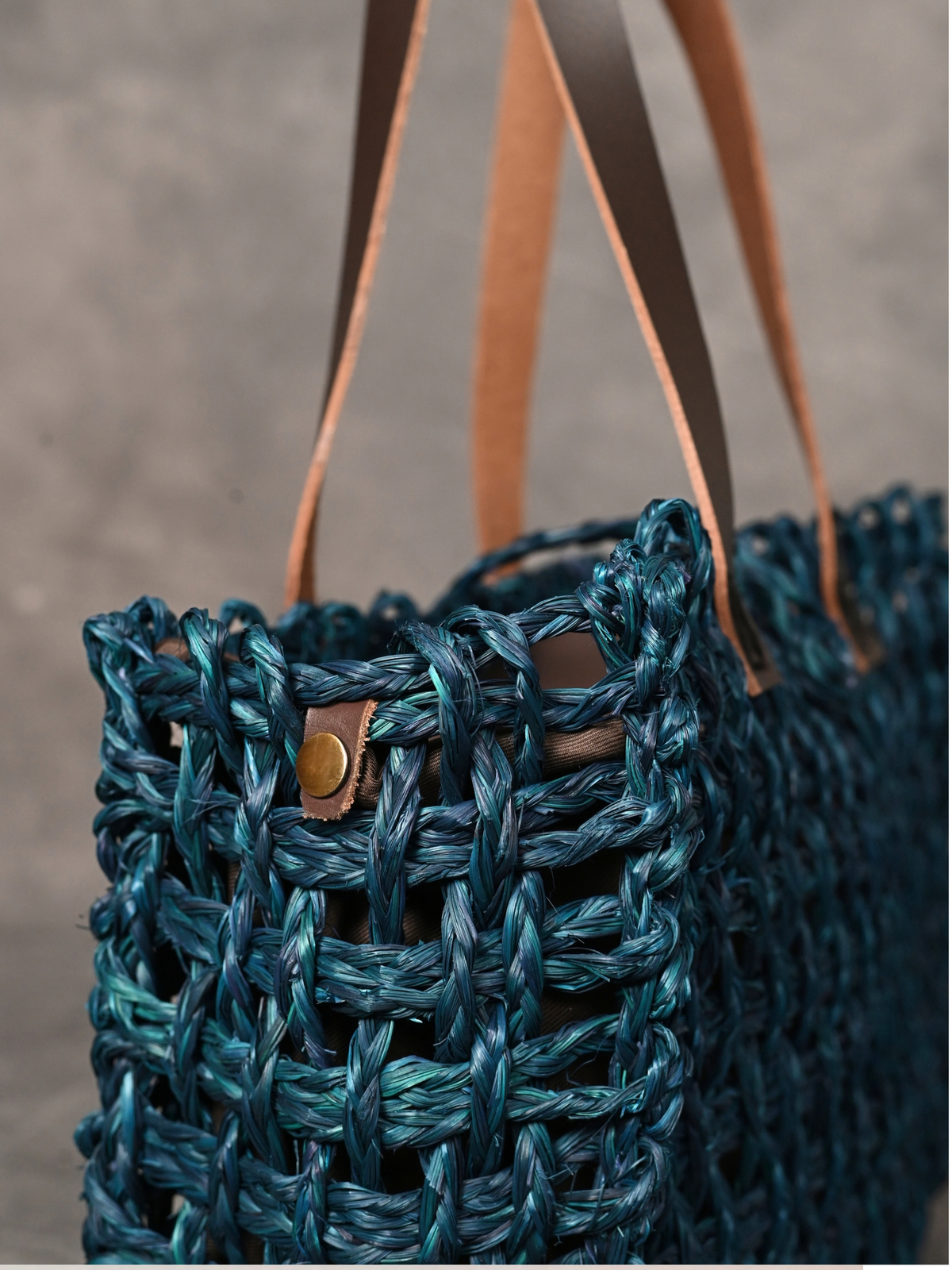 Handmade Sabai Grass Small Mesh Bag - Neer