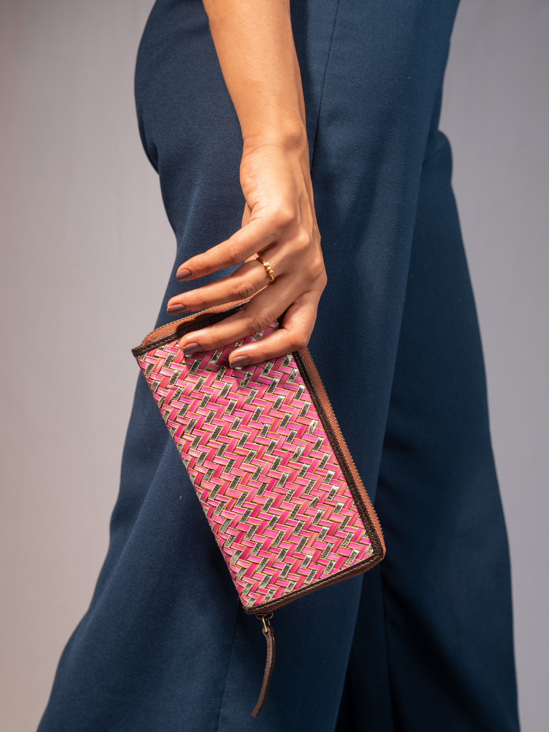 Handmade Sitalpati Zari Wallet - Pink