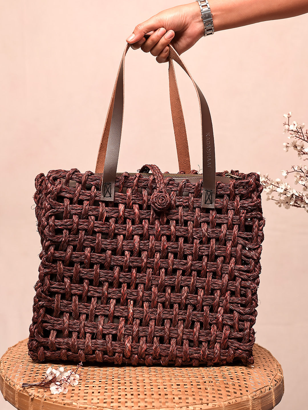 Sabai Mesh Luxe Carry Bag - Brown