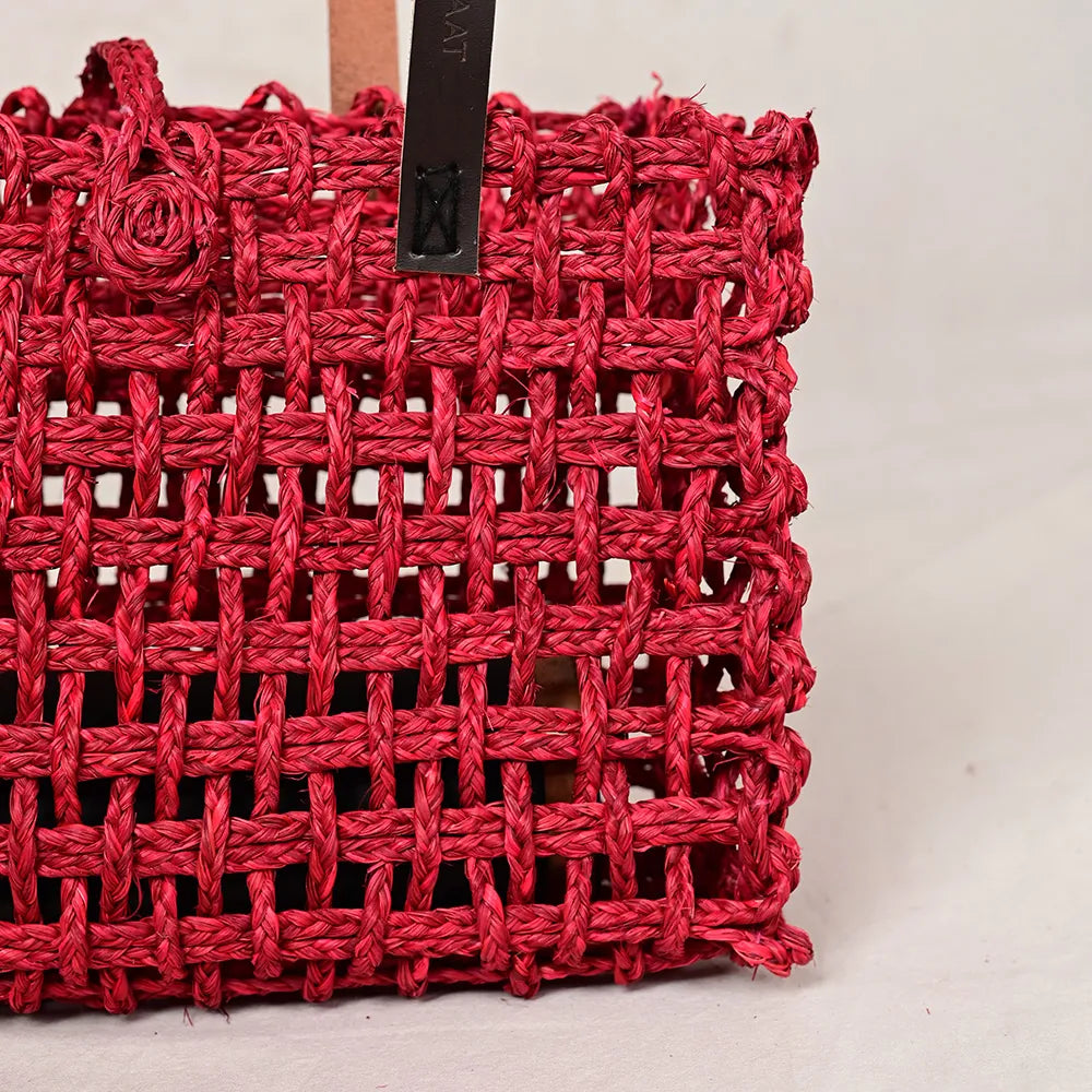 Handmade Sabai Grass Large Mesh Bag - Surkhi