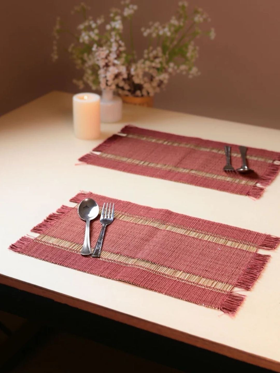 Handmade Madurkathi Table Runner and Mat Combo - Apple Red