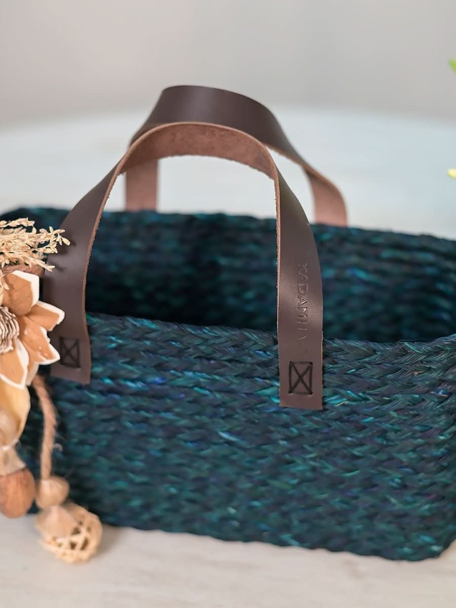 Handmade Sabai Grass Shopping Bag with Shola Flower - Kadam Haat