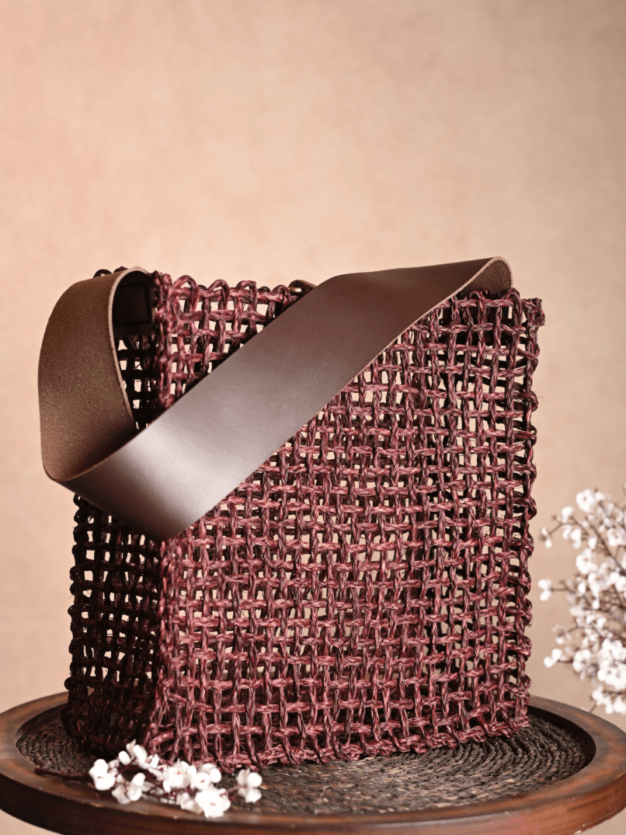 Handmade Sabai Grass Uno Mesh Bag - Brown - Kadam Haat