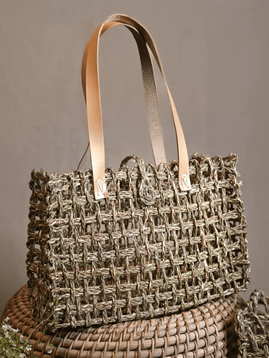 Handmade Sabai Zari Mesh Bag - Kadam Haat