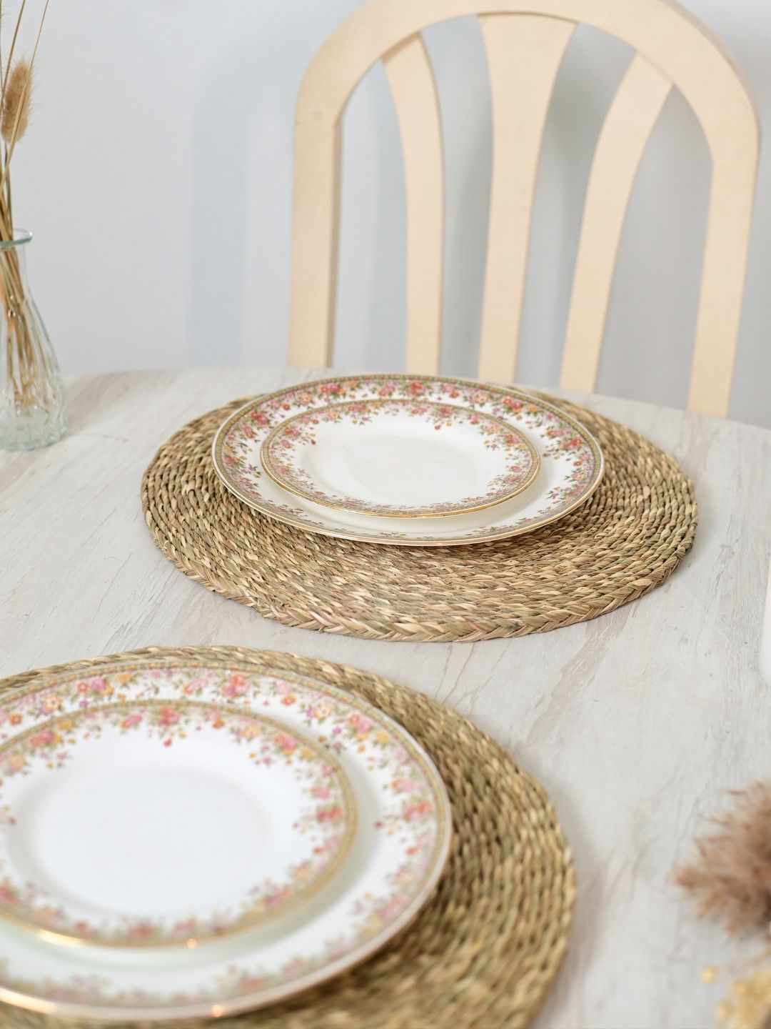 Handmade Sabai Grass Round Mats – Set of 4, Natural
