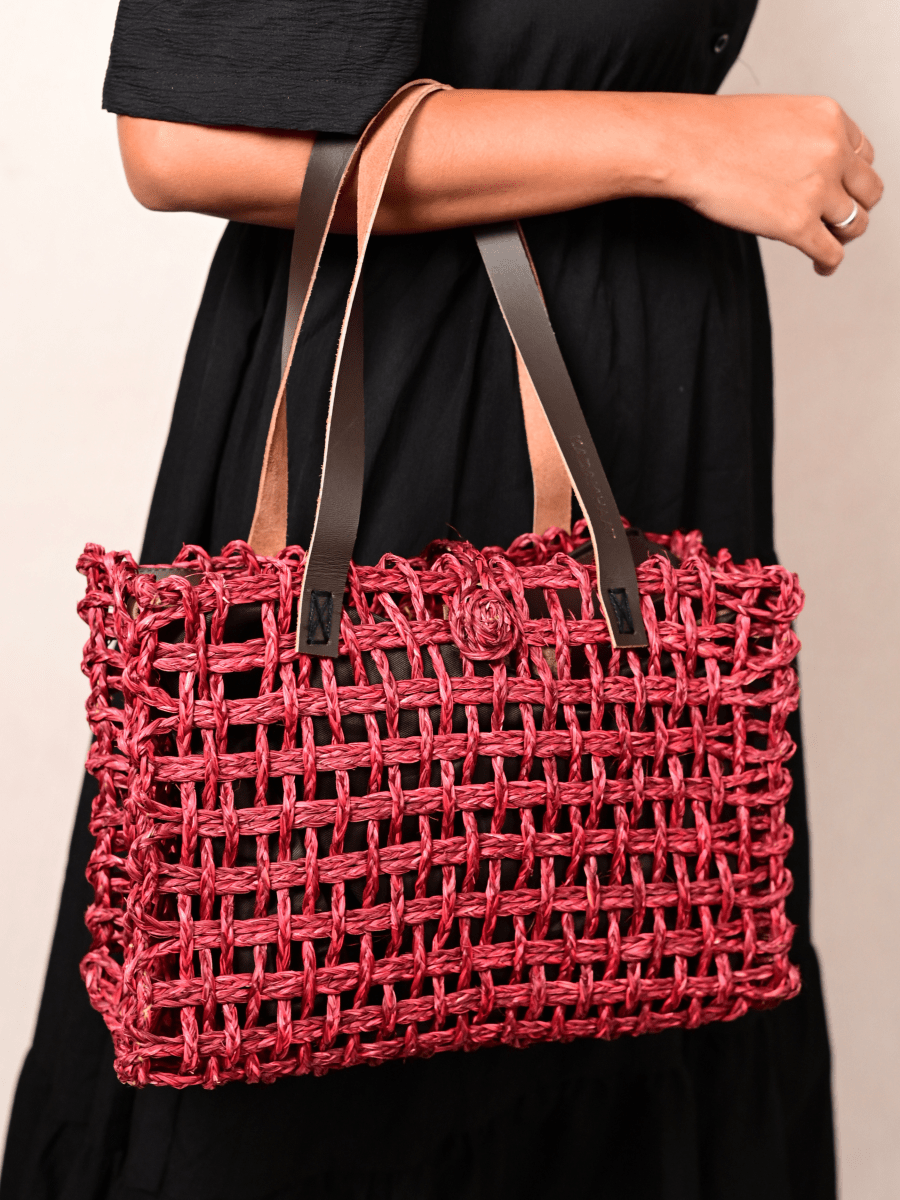 Sabai Grass Mesh Tote Bag – Small – Wine - Kadam Haat