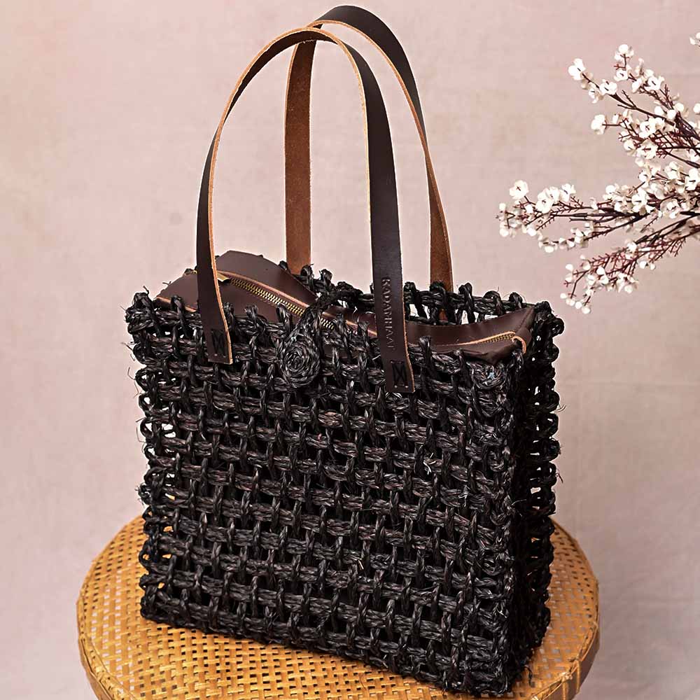 Sabai Mesh Luxe Carry Bag - Black - Kadam Haat