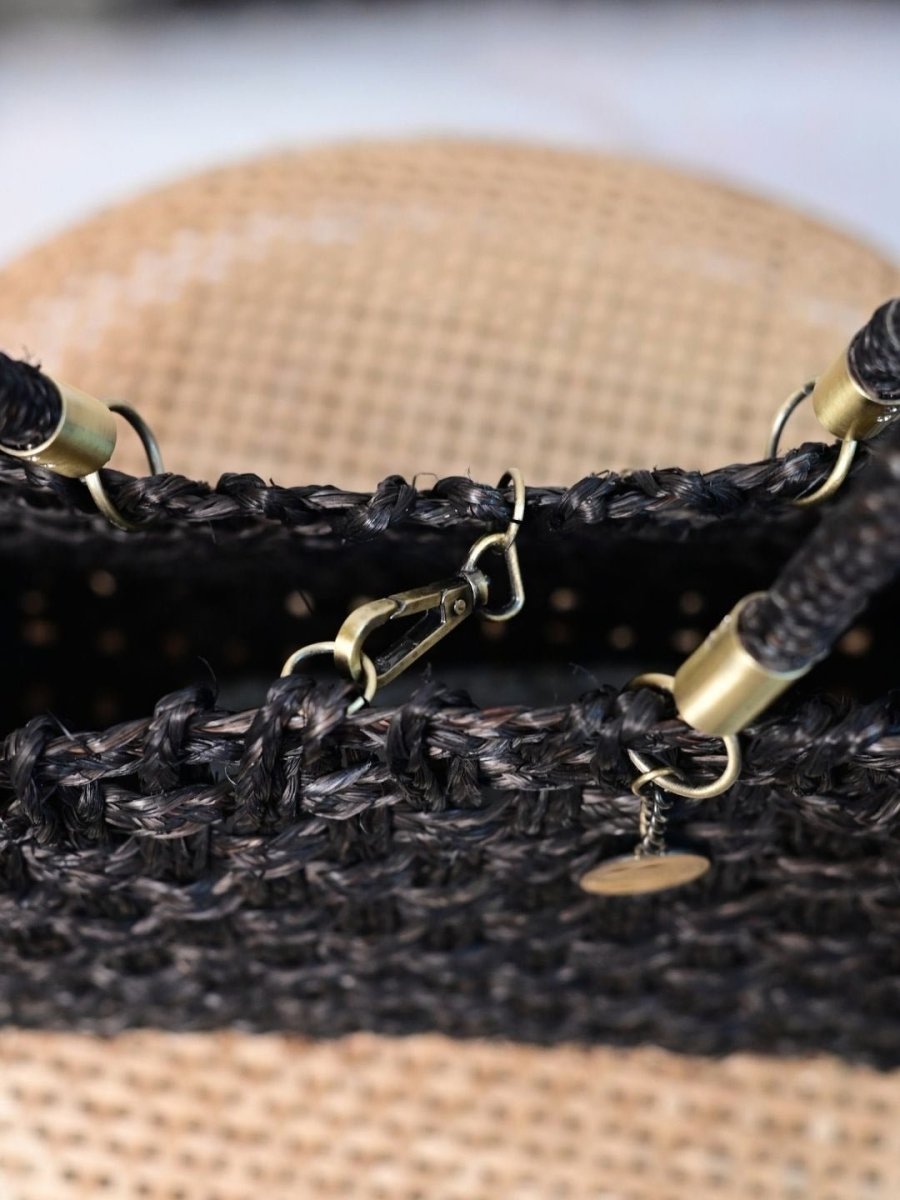 Vegan handmade sabai grass bag - black - Kadam Haat