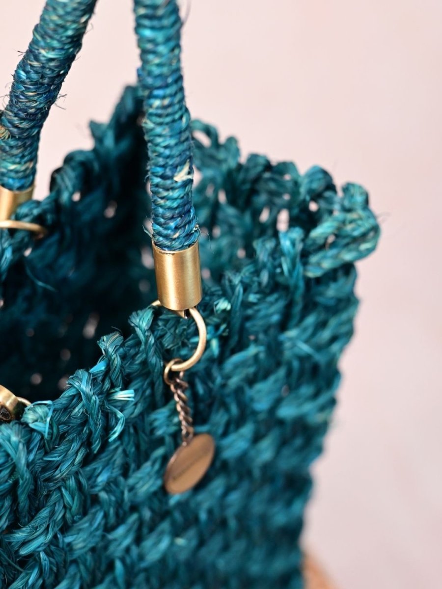 Vegan handmade sabai grass bag - indigo - Kadam Haat