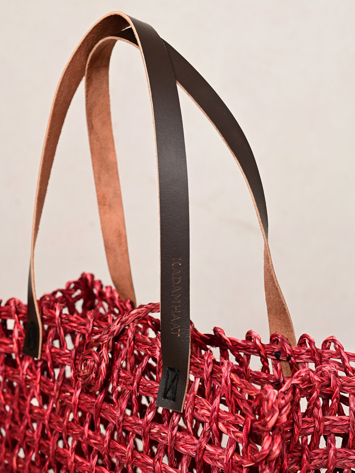 Sabai Grass Mesh Tote Bag – Small – Wine