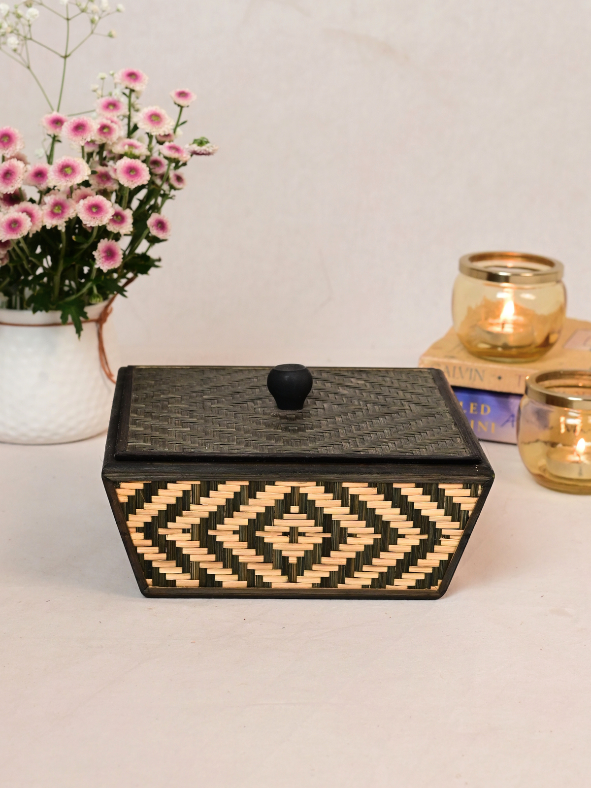 Handmade Bamboo Fruit Basket With Lid - Black