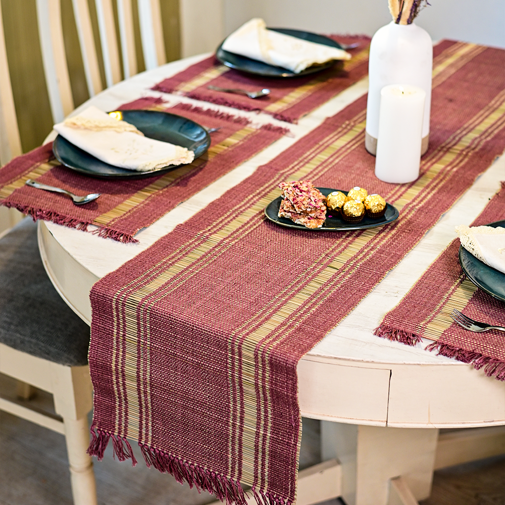 Handmade Madurkathi Table Runner - Coral quite