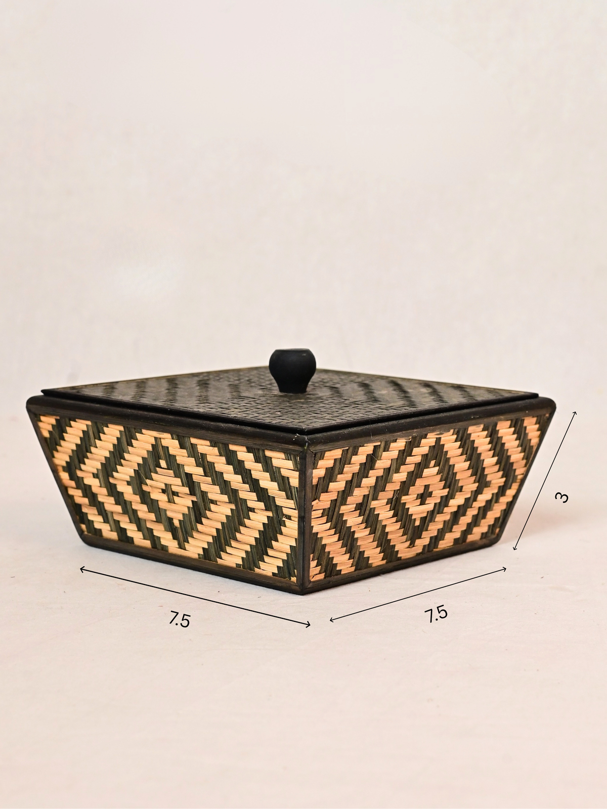 Handmade Bamboo Fruit Basket With Lid - Black
