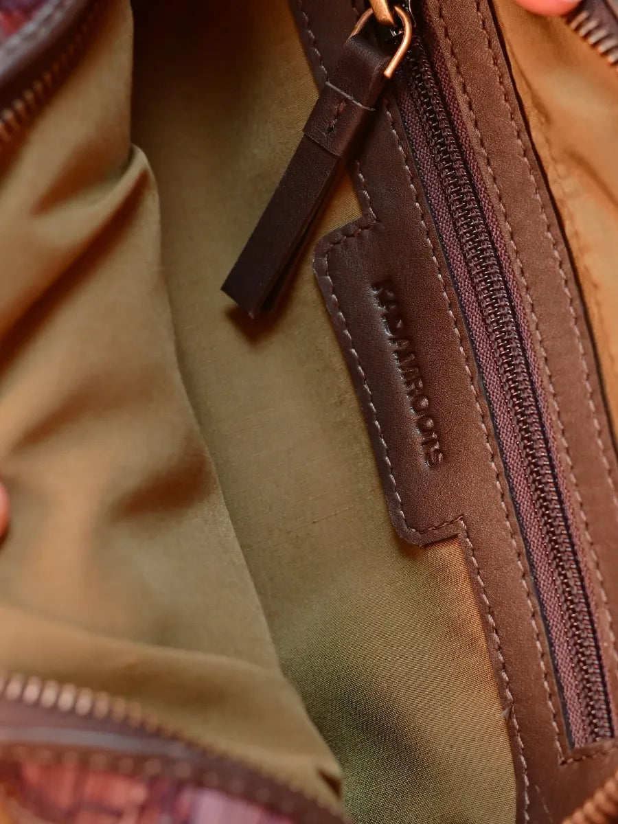 Nami Crossbody