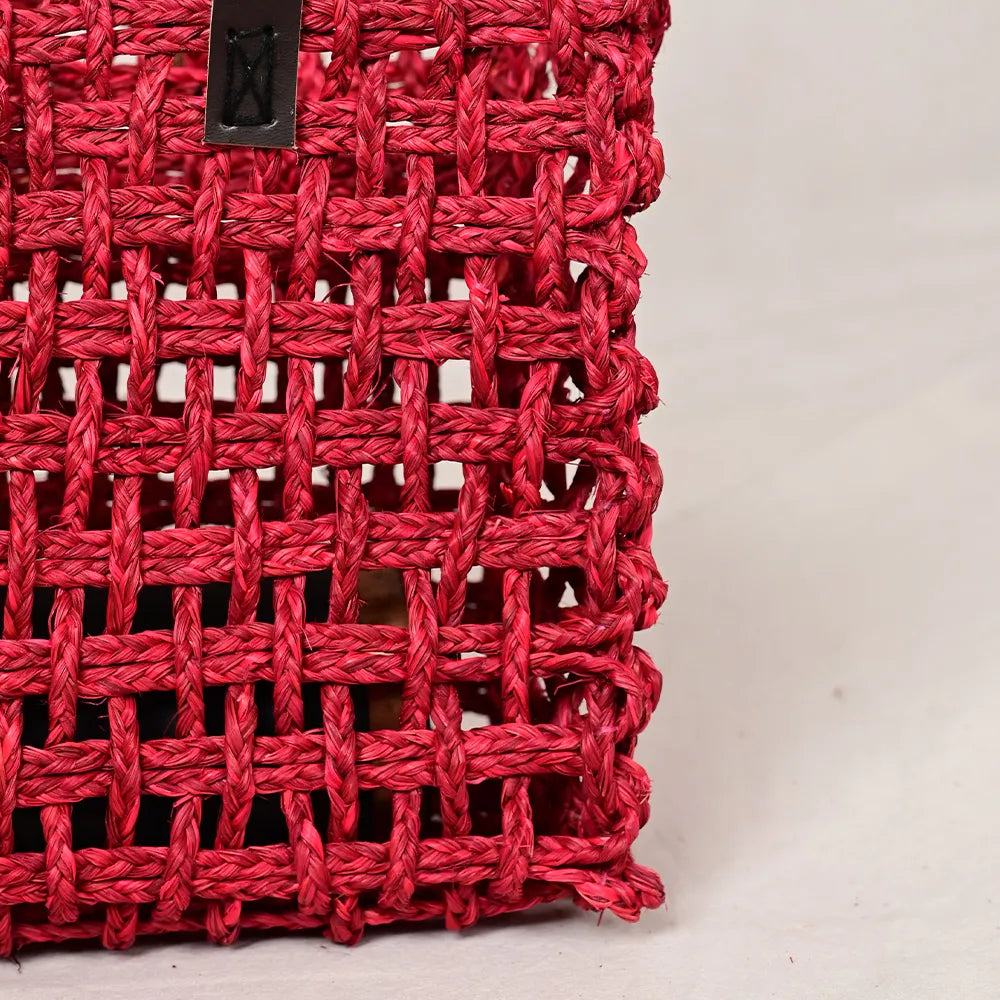 Handmade Sabai Grass Small Mesh Bag - Surkhi
