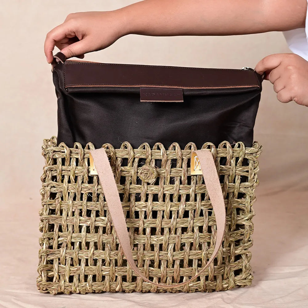 Handmade Sabai Zari Small Mesh Bag