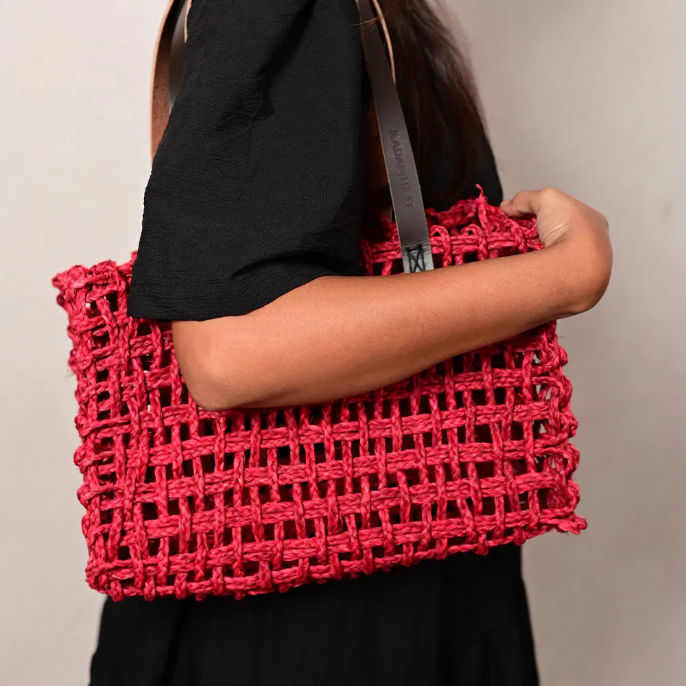 Handmade Sabai Grass Small Mesh Tote Bag - Surkhi