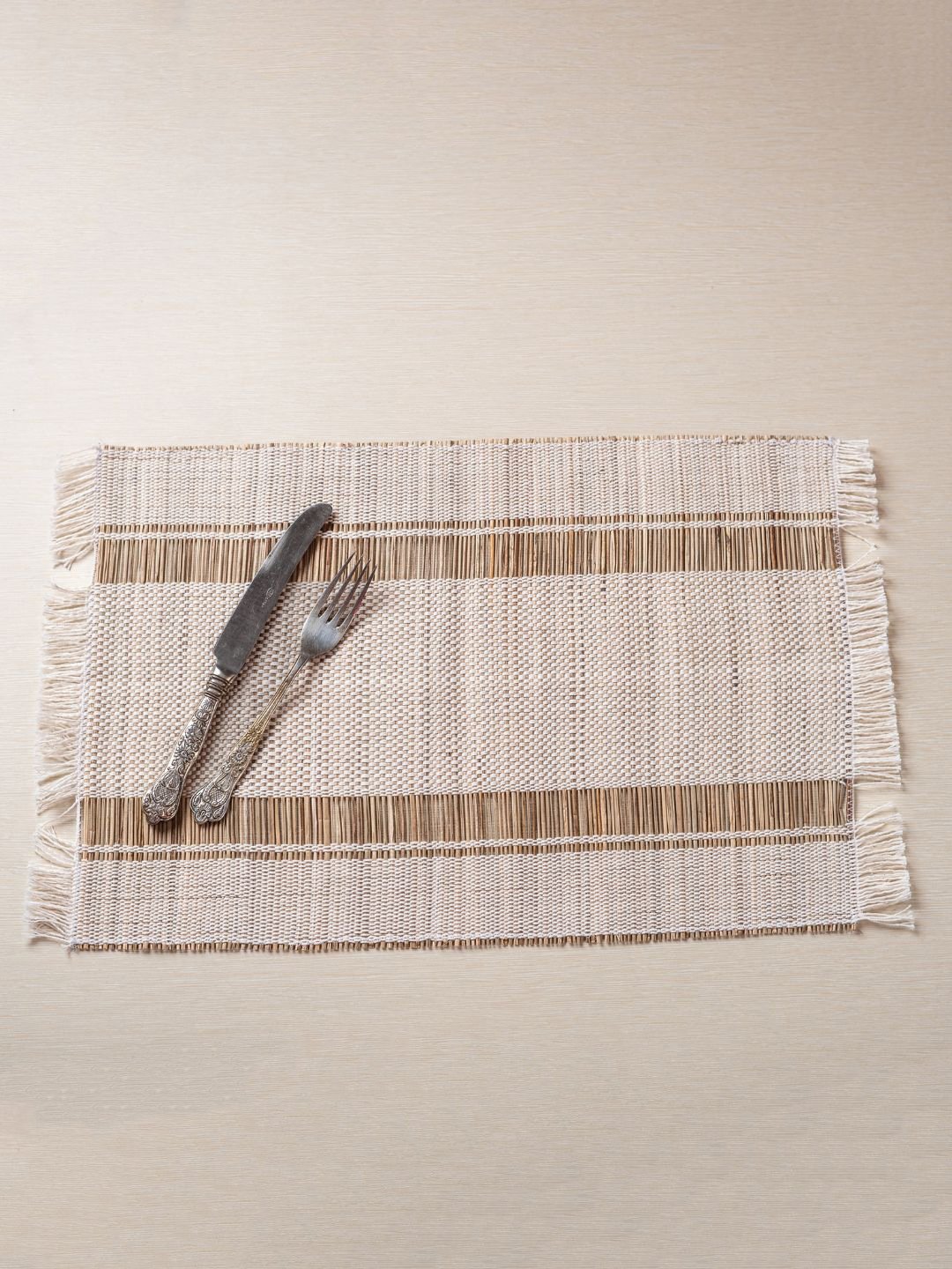 Handmade Madhurkatti Table Mat Set of 4 - White - Kadam Haat