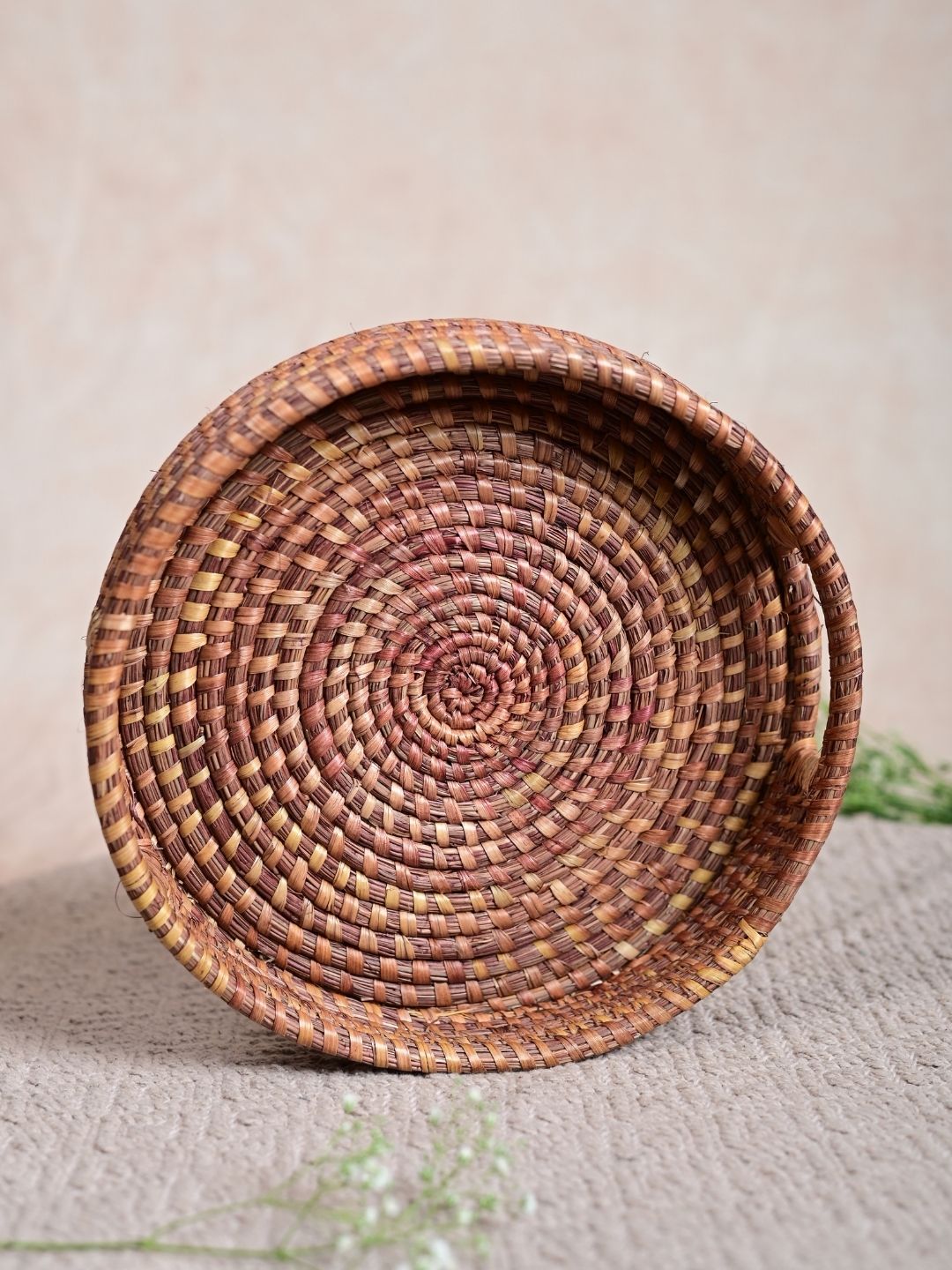 Handmade Moonj Round Tray - Natural - Kadam Haat