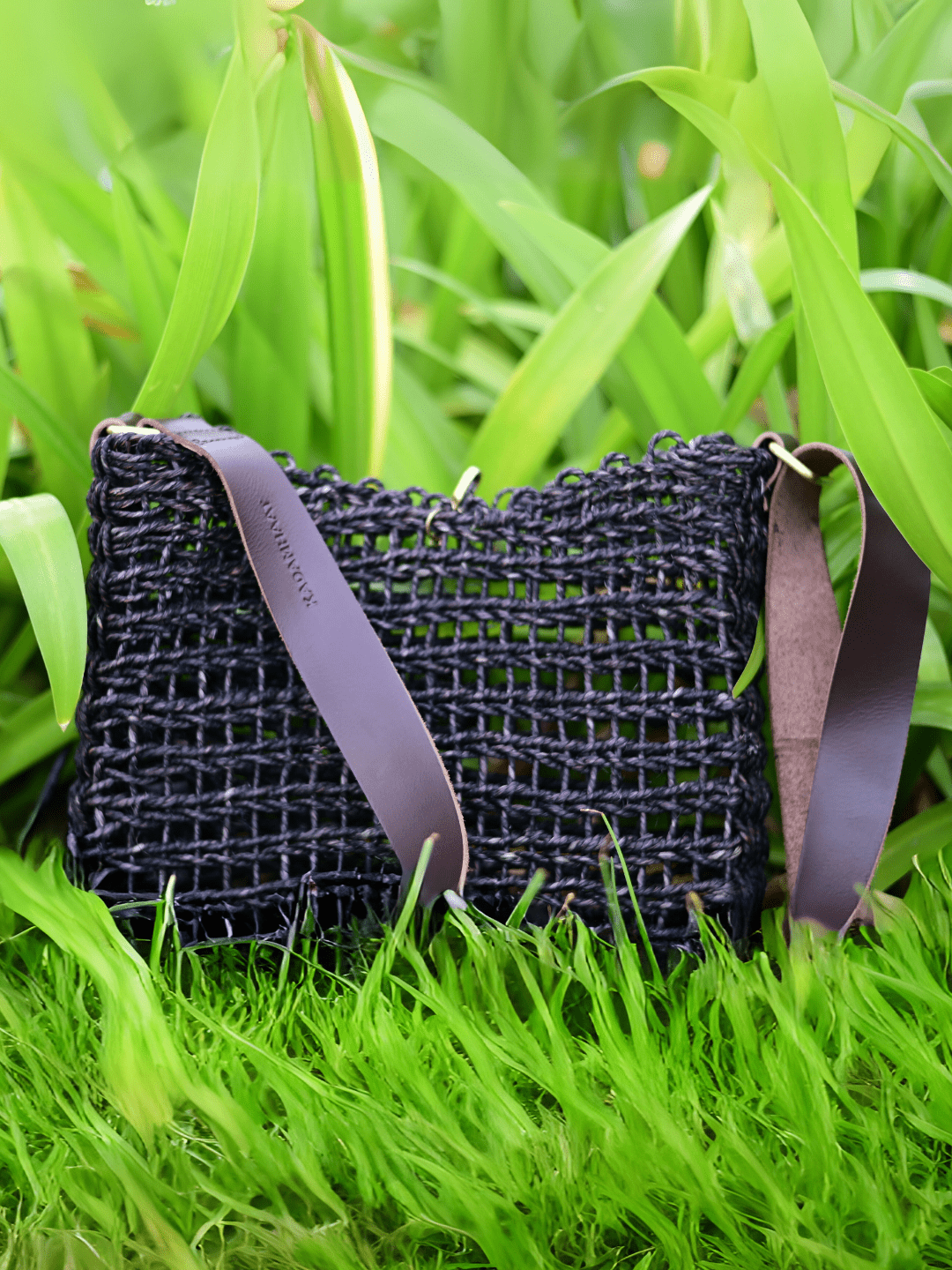 Handmade Sabai Flexi Carry bag - Black - Kadam Haat