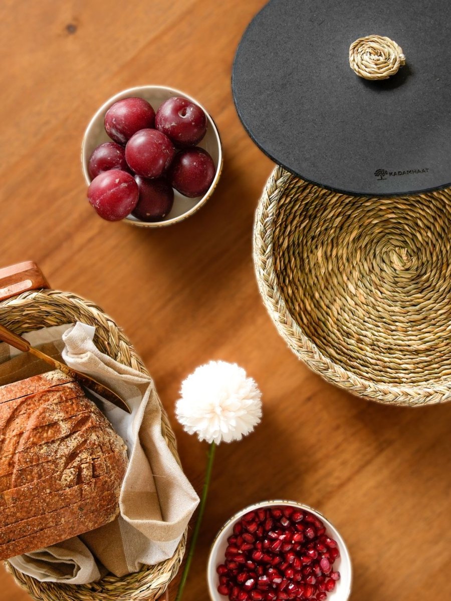 Handmade Sabai Grass Bread Serving Platter - 1 Roti Box, 1 Bread Basket,4 coasters - Kadam Haat
