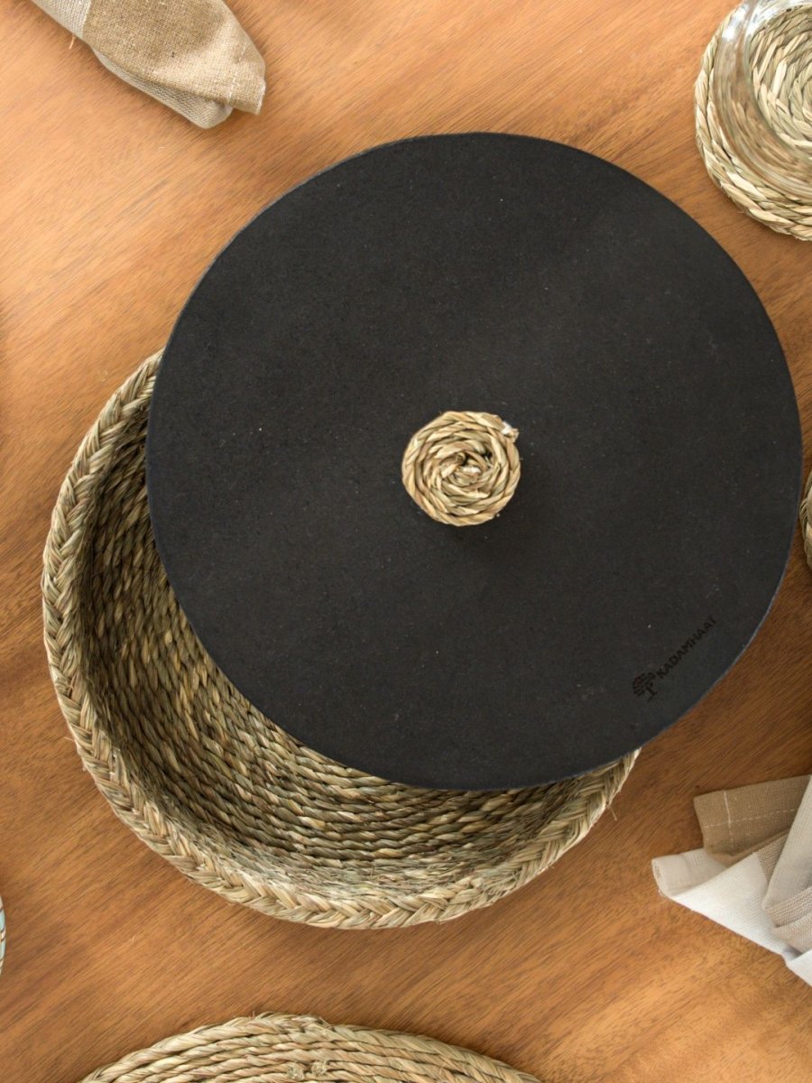 Handmade Sabai Grass Bread Serving Platter - 1 Roti Box, 1 Bread Basket,4 coasters - Kadam Haat