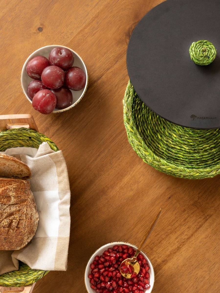 Handmade Sabai Grass Bread Serving Platter - 1 Roti Box, 1 Bread Basket,4 coasters - Kadam Haat