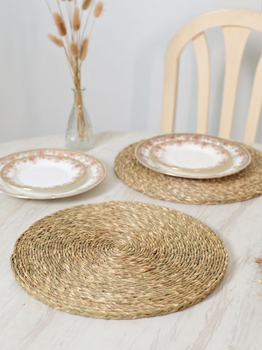 Handmade Sabai Grass Round Mats – Set of 4, Natural - Kadam Haat