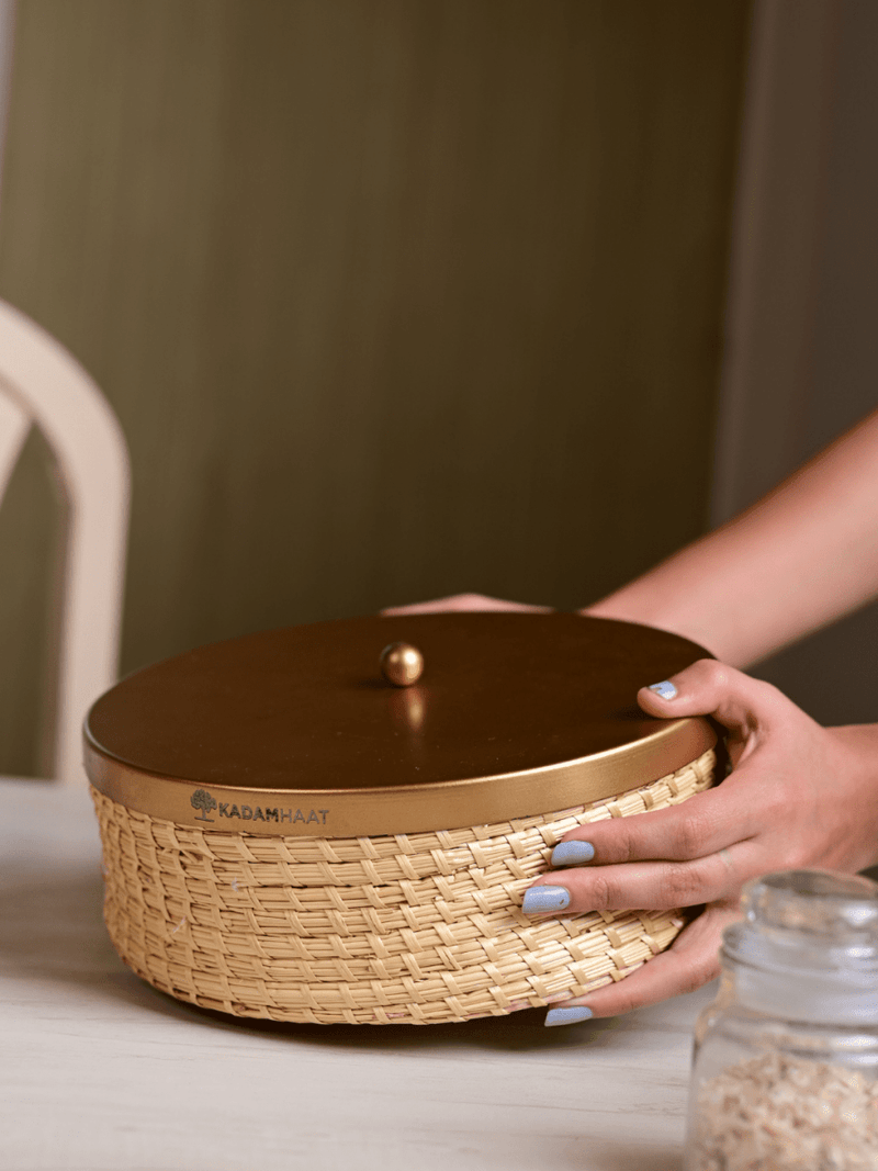 Roomali Roti Packing Box Sikki Grass Roti Box with Brass-Tone Lid | Natural | Chapati Keeper