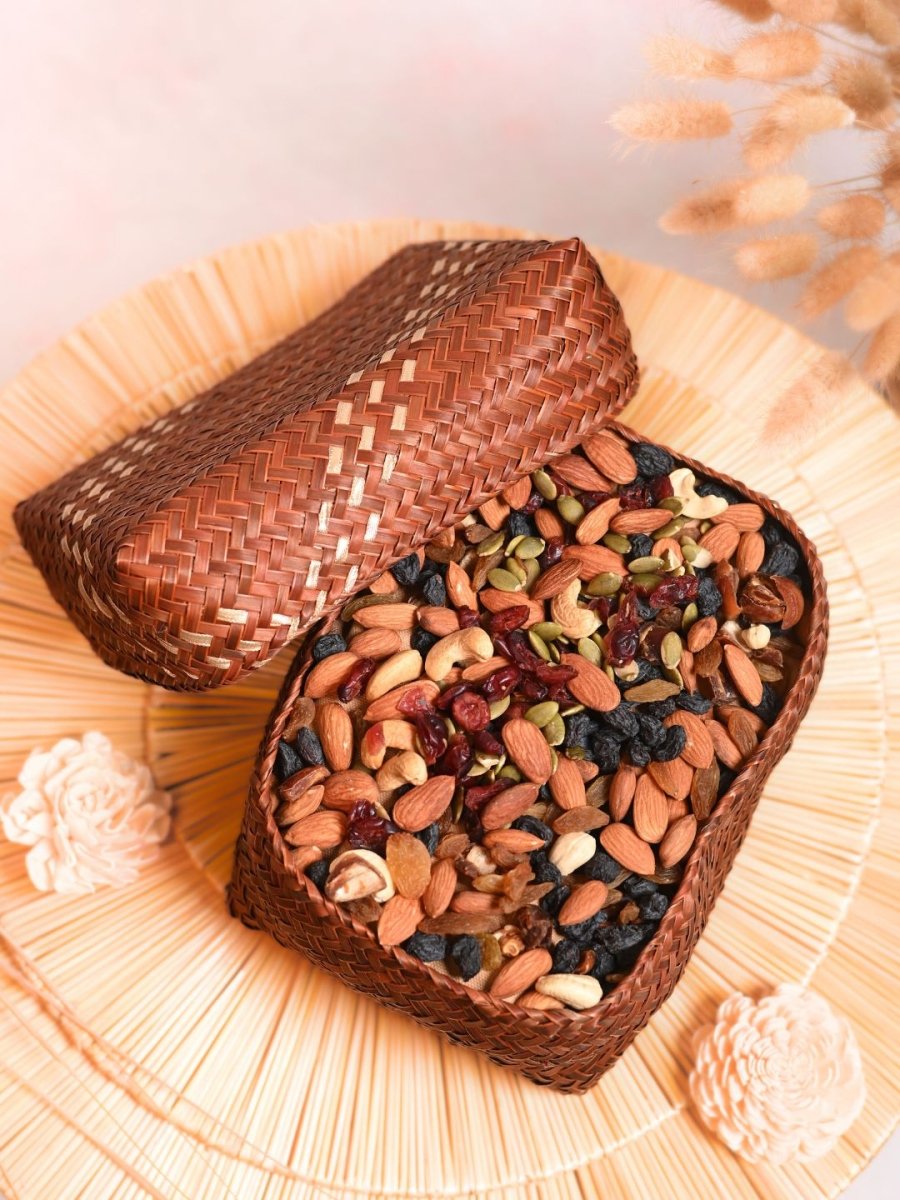 Handmade Zari Sitalpati Maple Gold Gift box - Kadam Haat